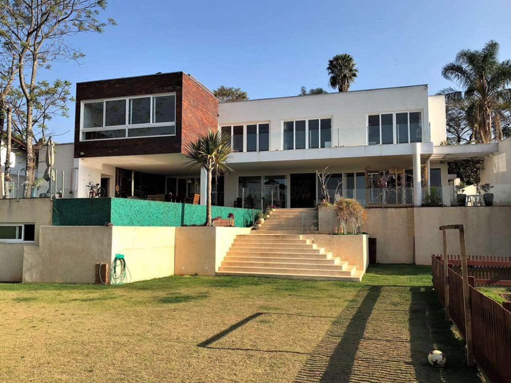 Casa em Condomnio - Aluguel - Granja Viana - Carapicuiba - SP